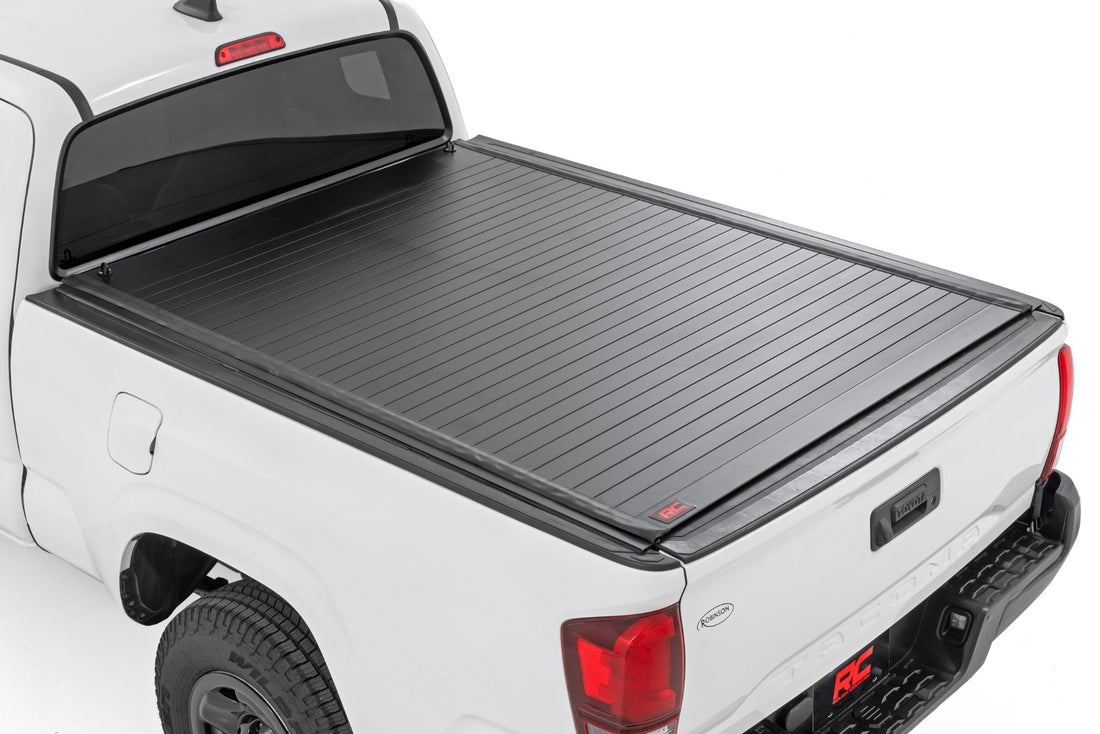 Rough Country Hard Roll Up Bed Cover | Toyota Tacoma 2WD/4WD (2016-2023) - 6' Bed