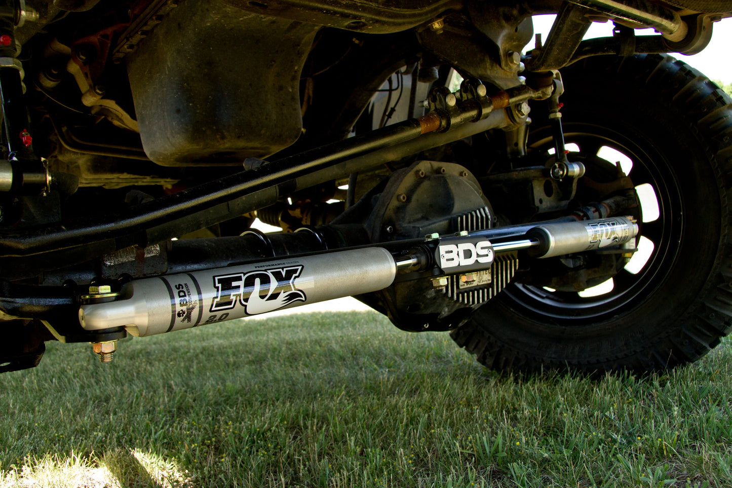 BDS Suspension Dual Steering Stabilizer Kit w/ FOX 2.0 Performance Shocks | T-Style Steering | Dodge Ram 2500 (08-13) and 2500 (08-12) 4WD - Trucks R Us