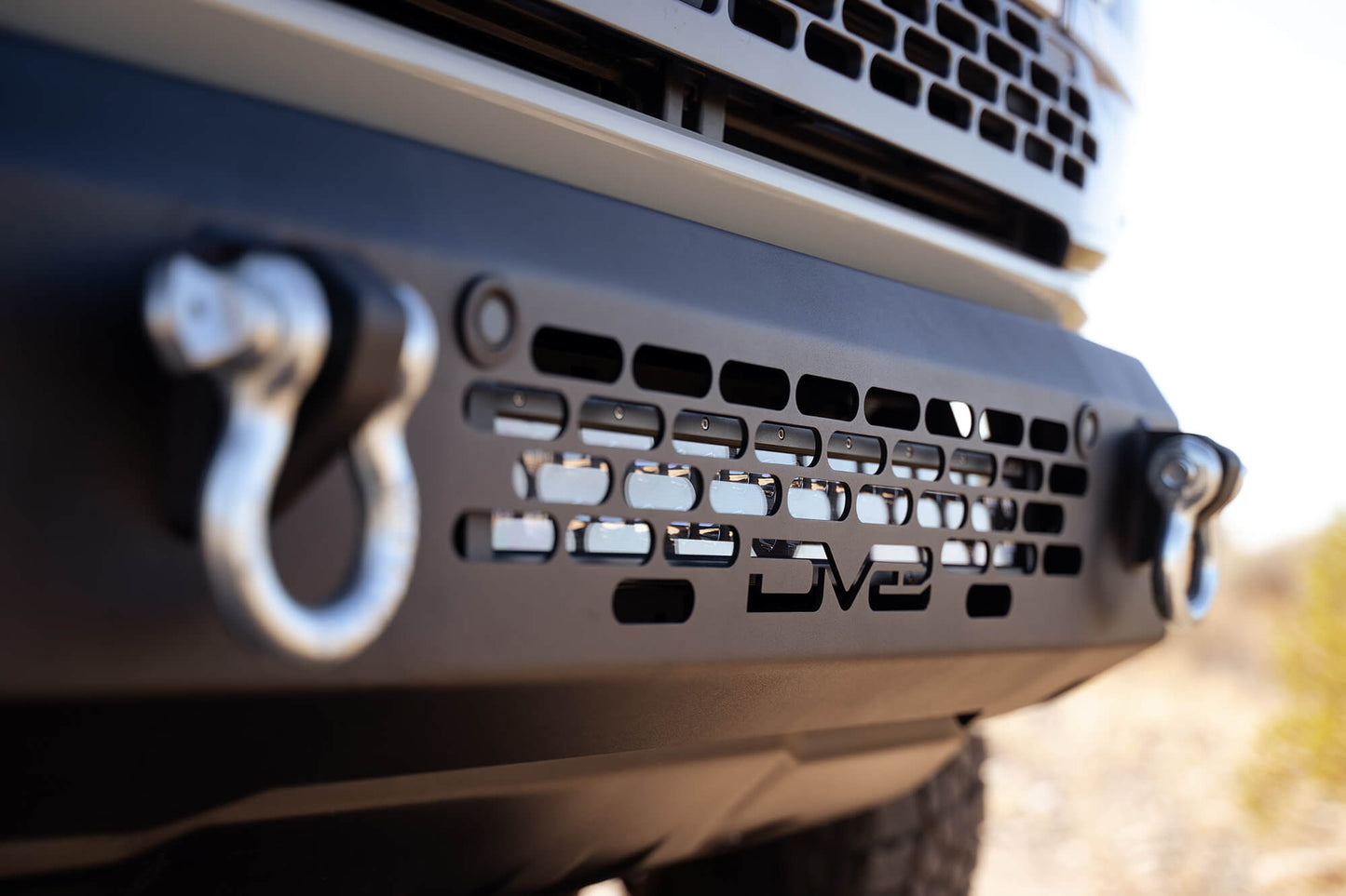 bronco-bumper-led-light-bar.jpg