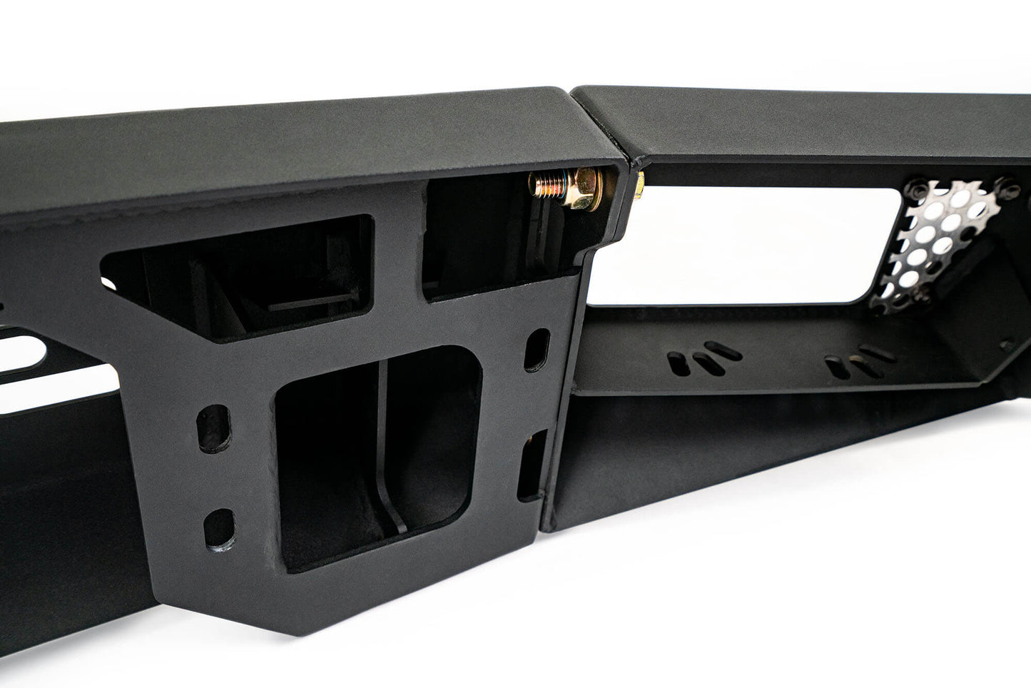 bronco-bumper-mounting-point.jpg