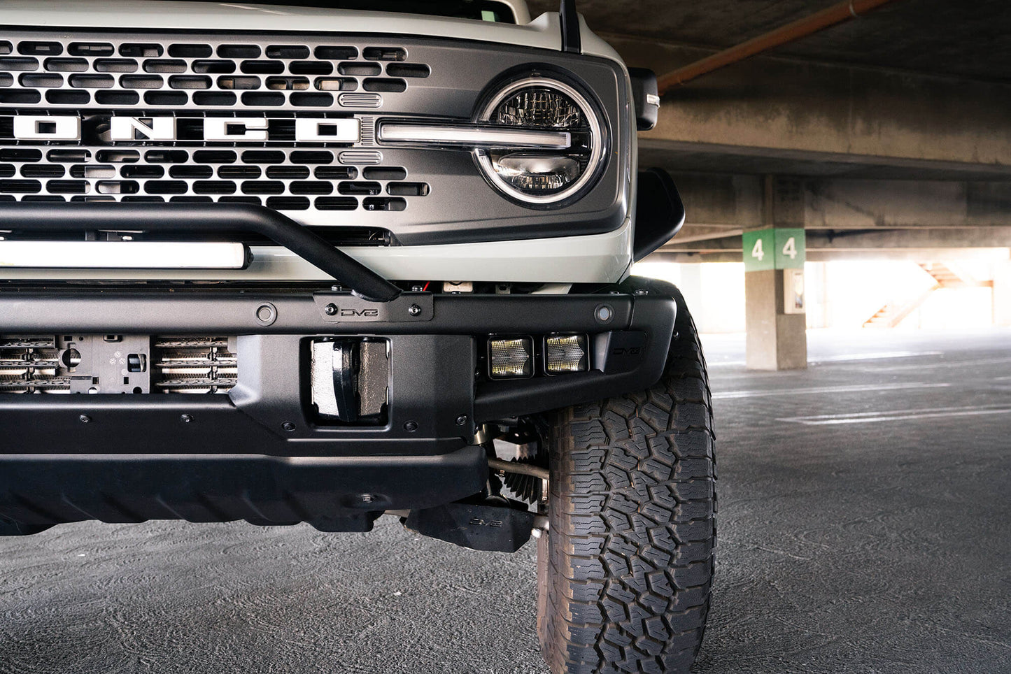 bronco-bumper-pocket-light-mounts.jpg