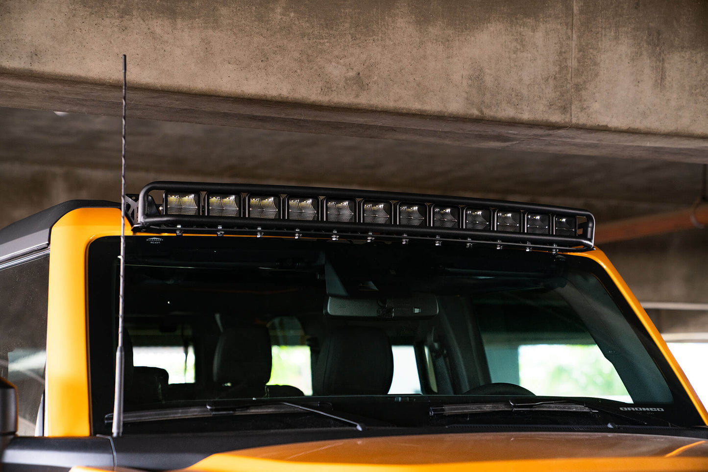 bronco-curved-led-light-bar-bracket.jpg