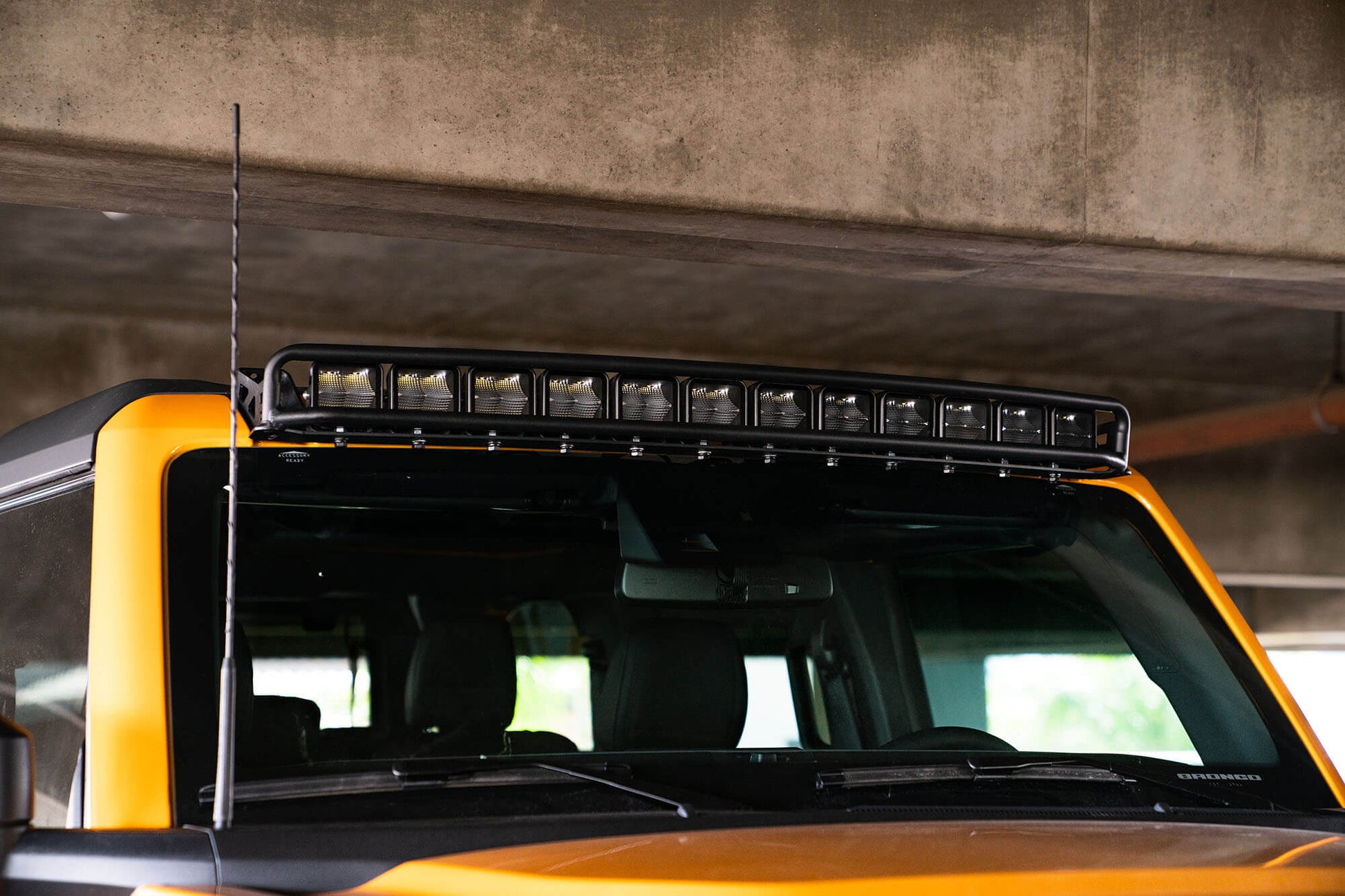 bronco-curved-led-light-bar-bracket.jpg