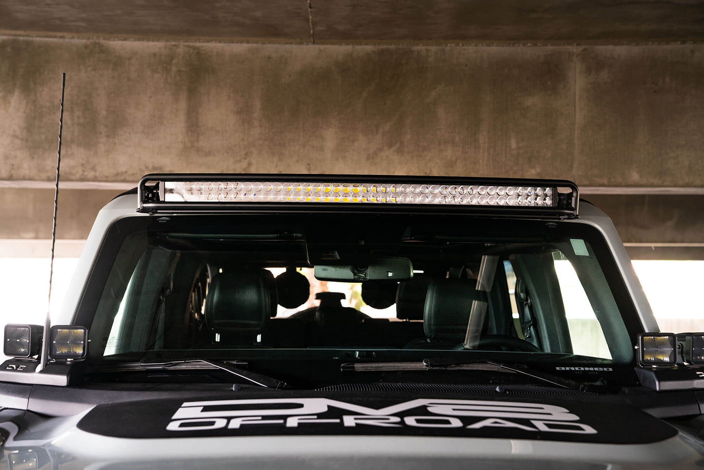 bronco-light-bar-mount.jpg