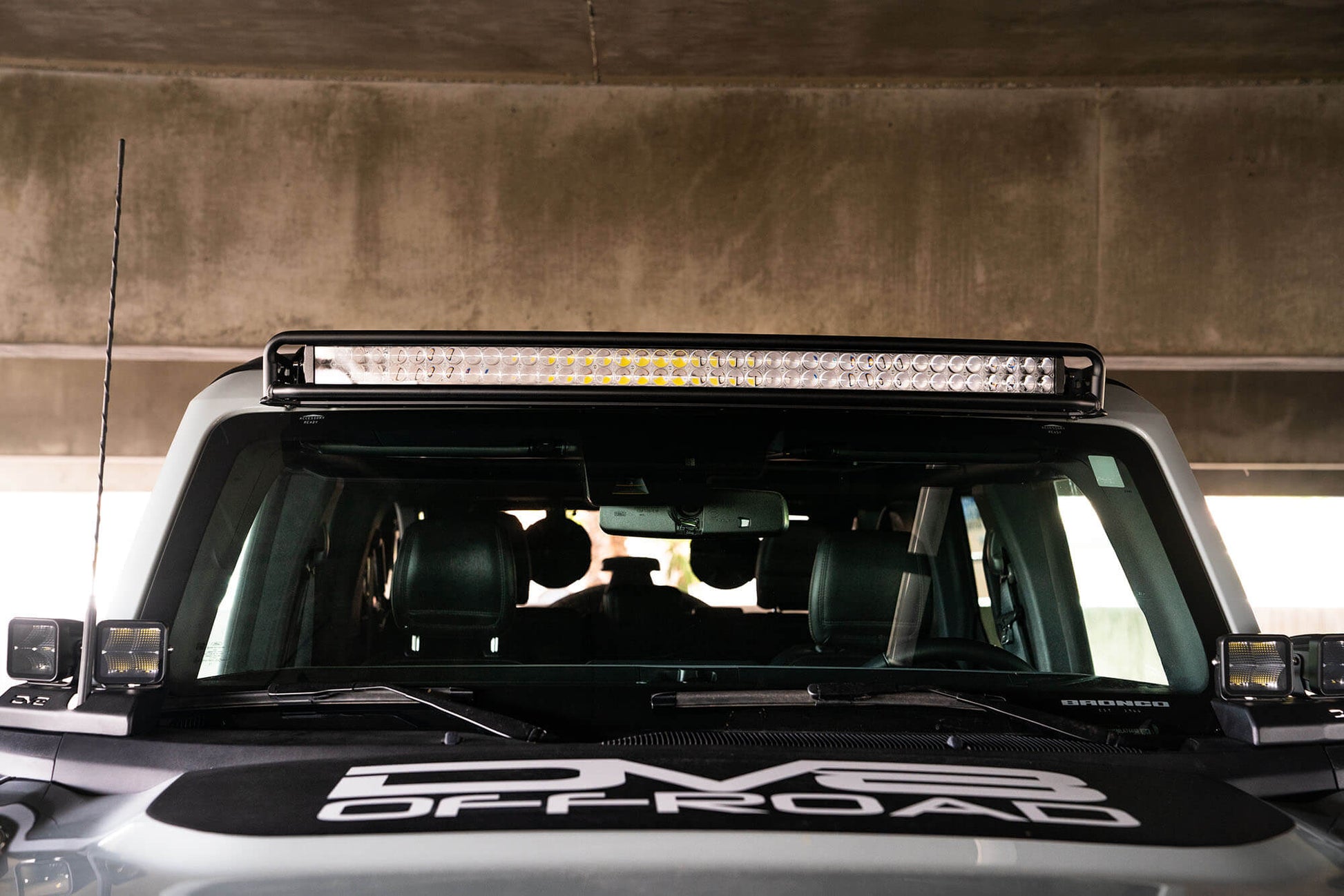 bronco-light-bar-mount.jpg