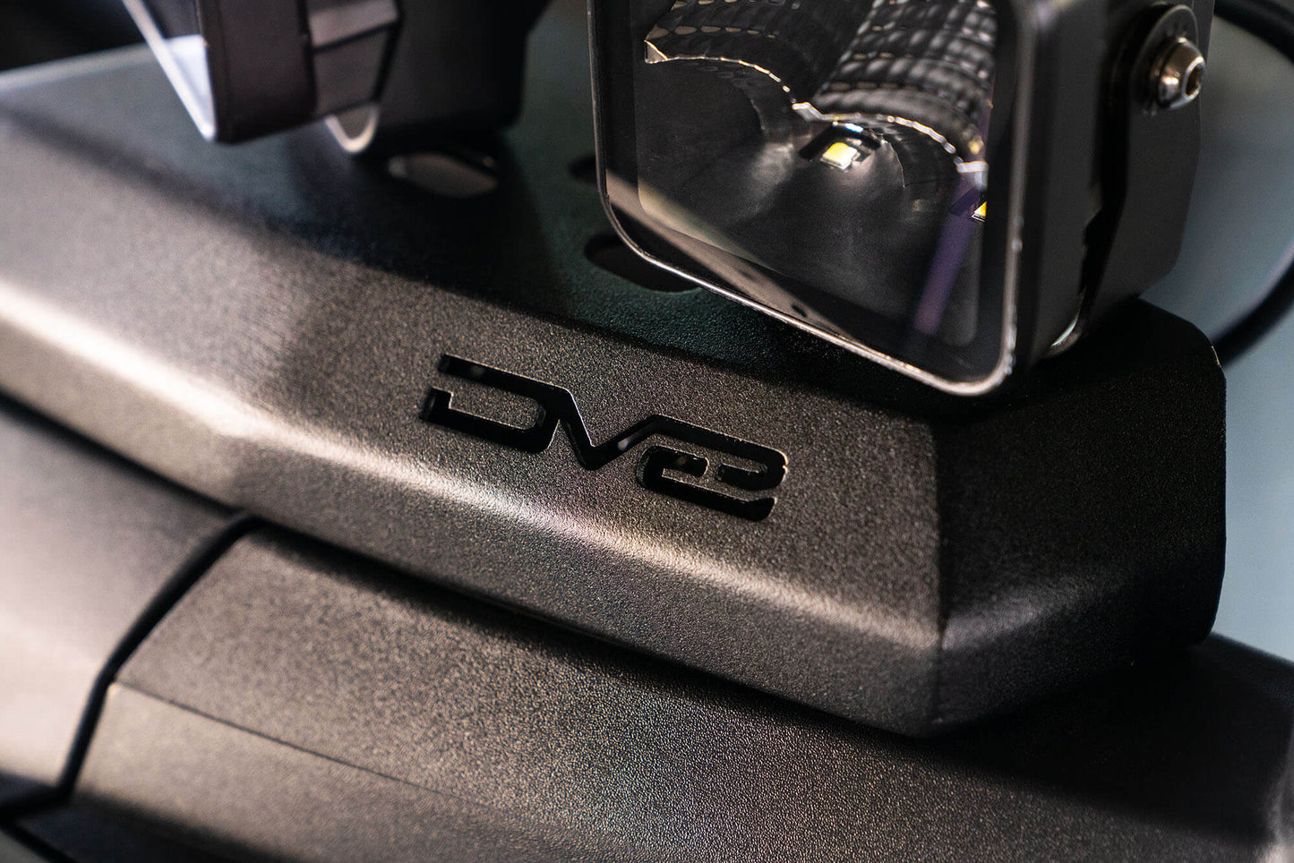 bronco-pod-light-mount.jpg
