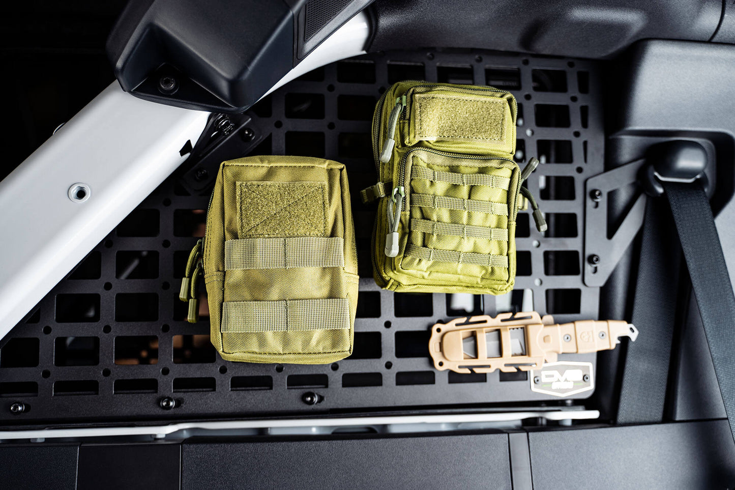 bronco-rear-window-molle-panel.jpg