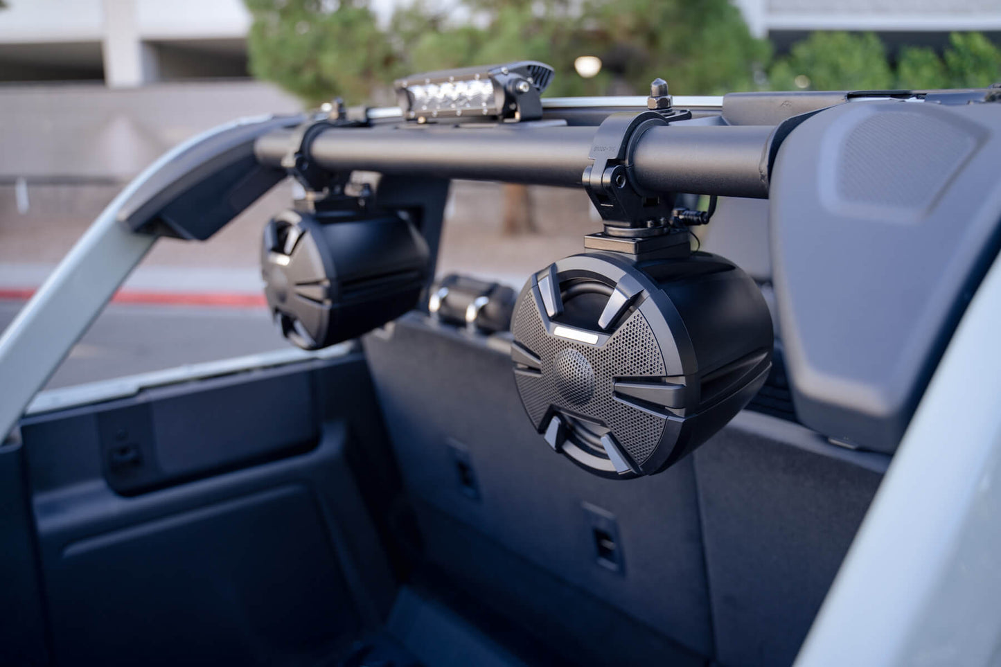 bronco-roll-bar-speaker-mount.jpg