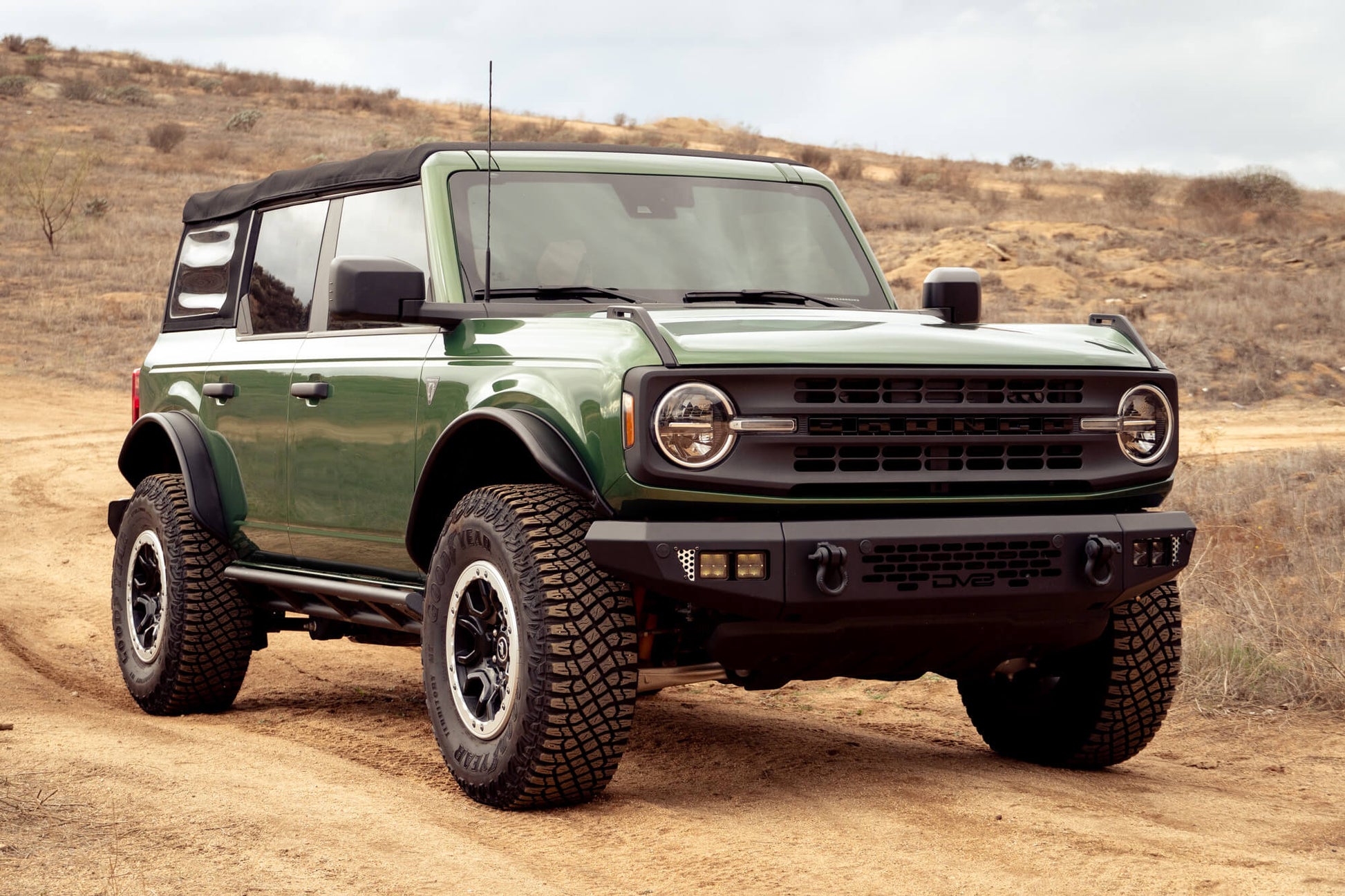 bronco-tube-fenders.jpg