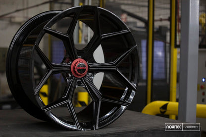 Vossen Novitec NL4-5L Wheel | 5x112 Bolt Pattern - Gloss Black / 20x9 / +24mm Front