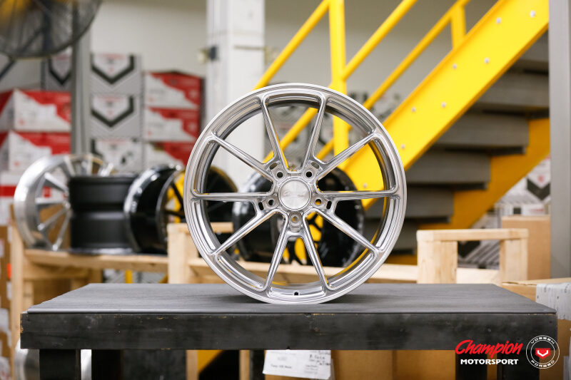 Vossen Champion RS92 Wheel | Centerlock - Brushed Light Smoke / 21x9 / +32mm Front