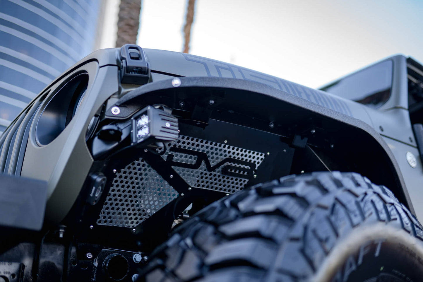 dv8-inner-fenders.jpg