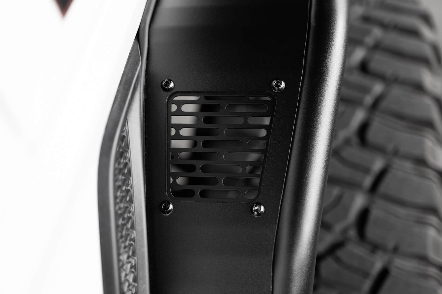 dv8-jeep-gladiator-jt-fender-flares1_a7b7b0f1-aaf2-4c6d-b3b2-449a8b50760e.jpg