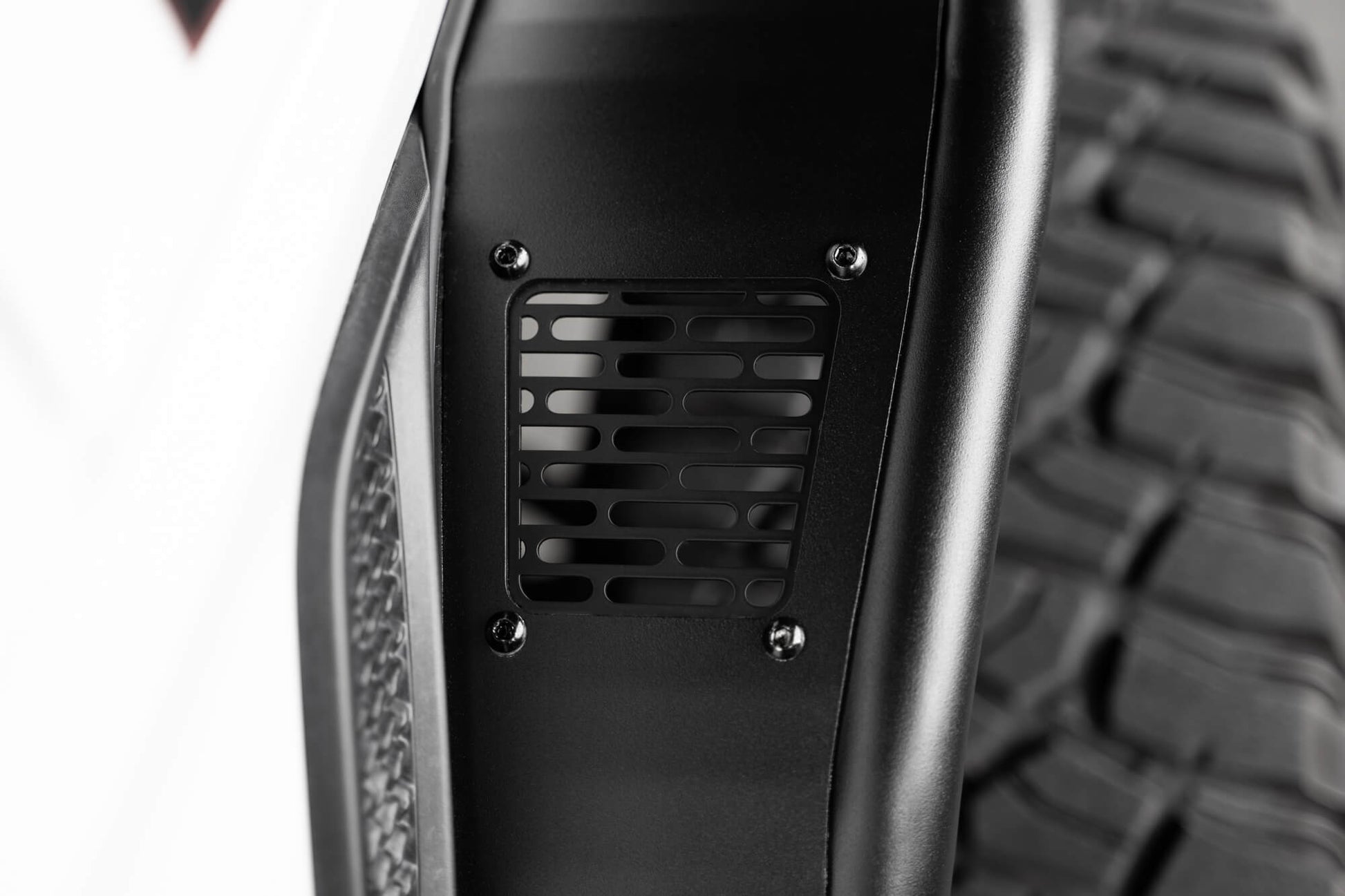 dv8-jeep-gladiator-jt-fender-flares1_a7b7b0f1-aaf2-4c6d-b3b2-449a8b50760e.jpg