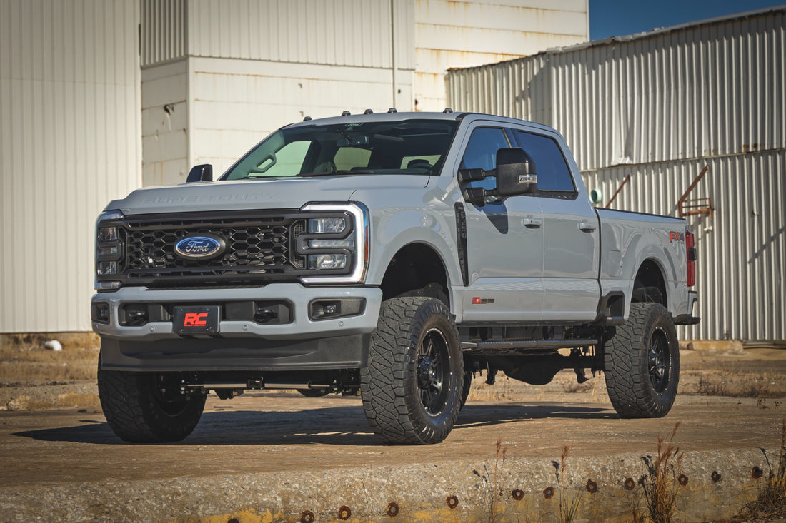 Rough Country 6 Inch Coilover Conversion Lift Kit | Ford F-250/F-350 Super Duty (2023-2026)