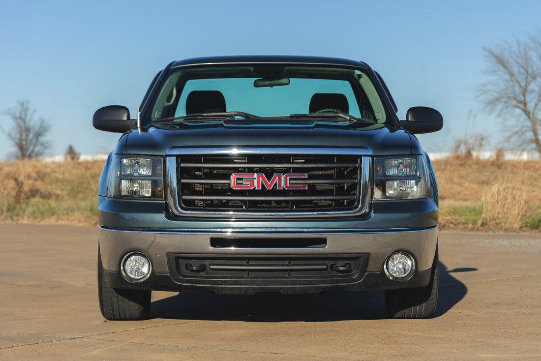 Rough Country 2 Inch Lowering Kit | 4 Inch Rear Lowering | Alum/Stamped Knuckle | Chevy/GMC 1500 (14-18)