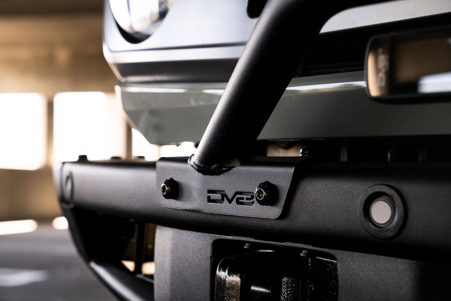 ford-bronco-bumper-bull-bar-with-light-mounts.jpg