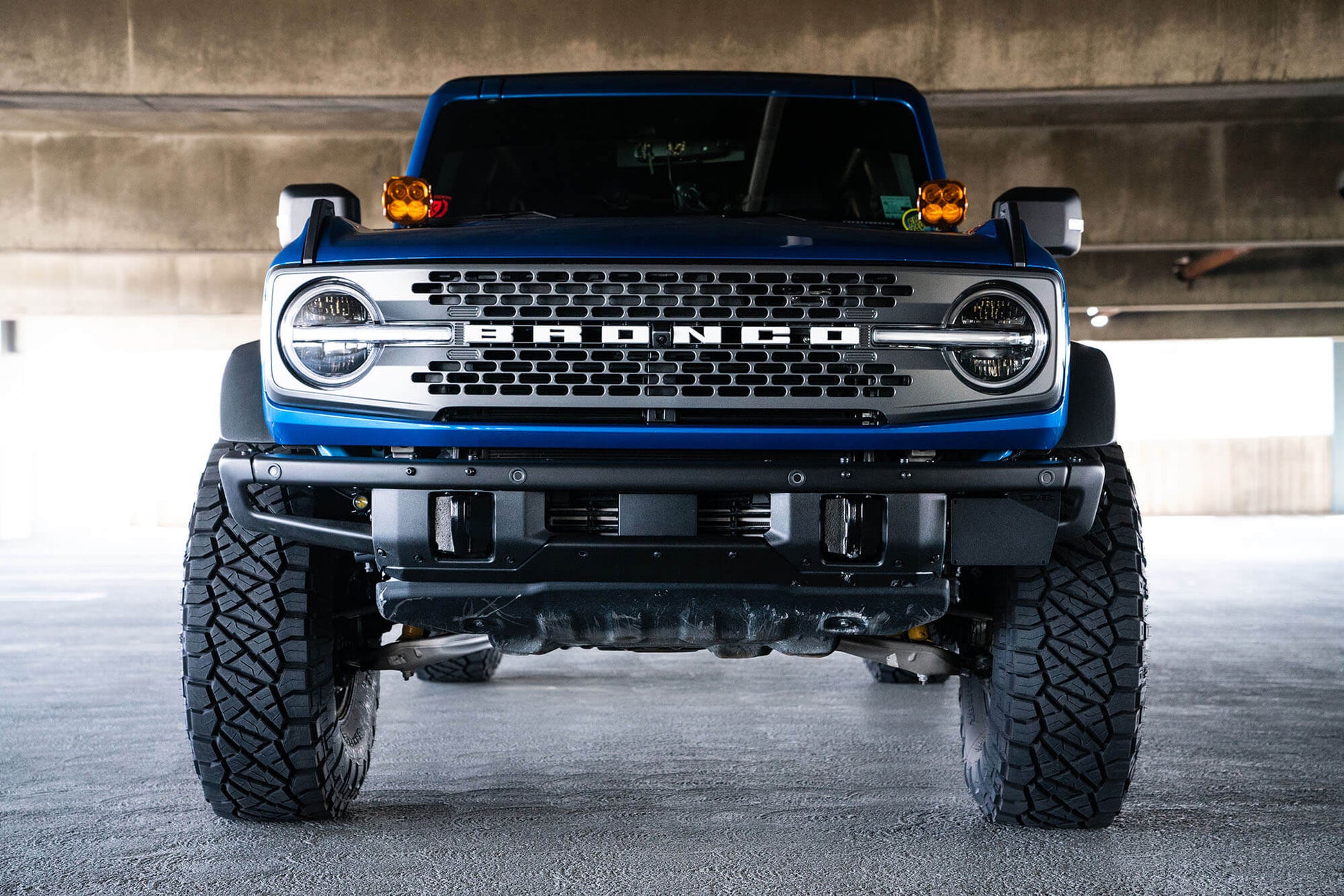 ford-bronco-license-plate-mount.jpg