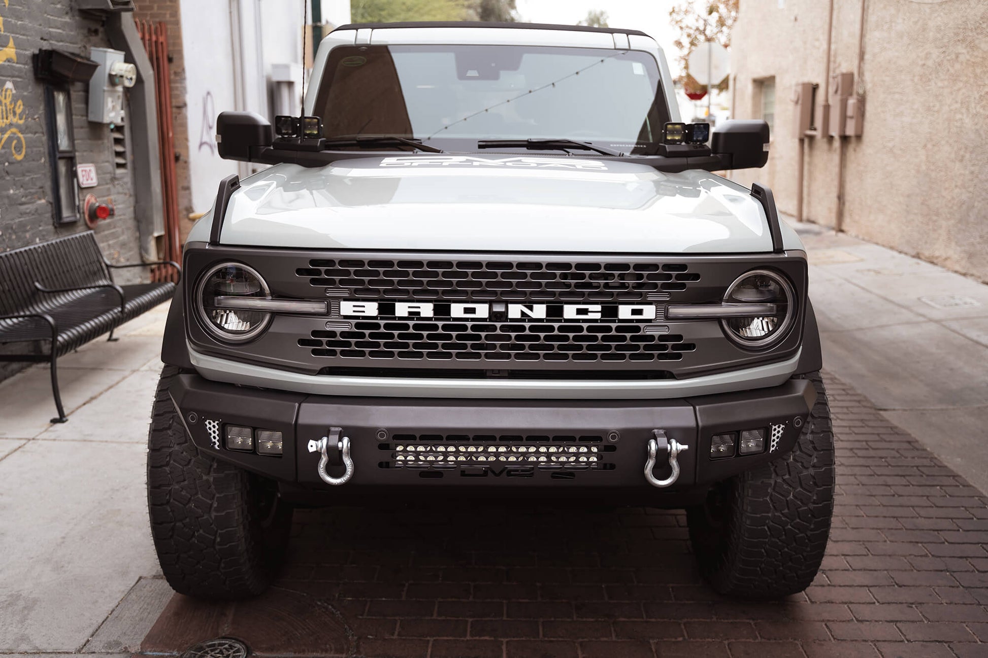 ford-bronco-off-road-bumper.jpg