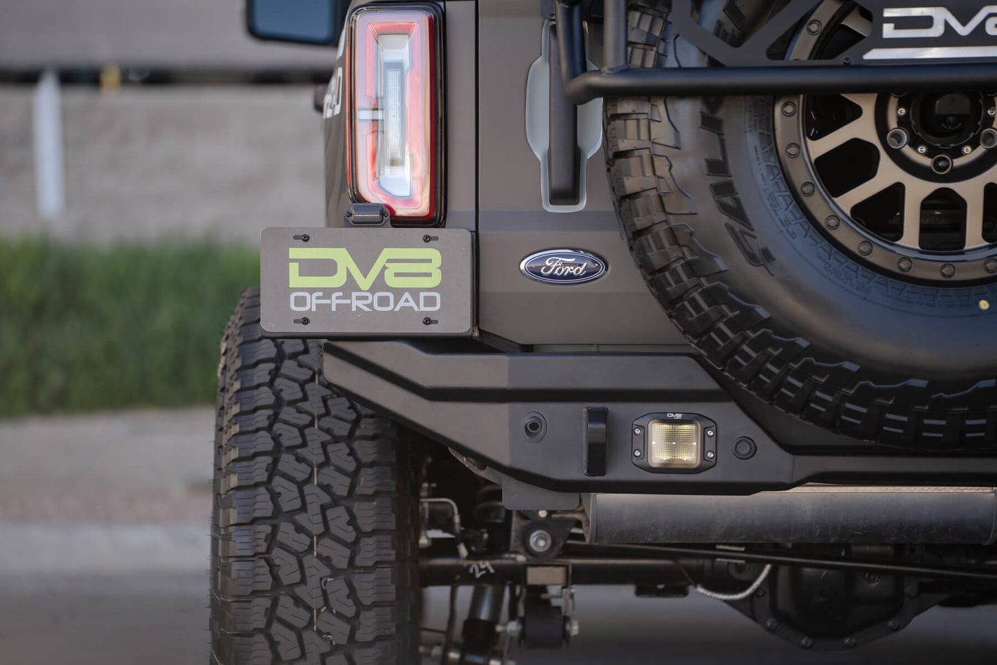 ford-bronco-rear-bumper_2e8ae68a-b4e5-4af2-9d83-acf575fd01e5.jpg