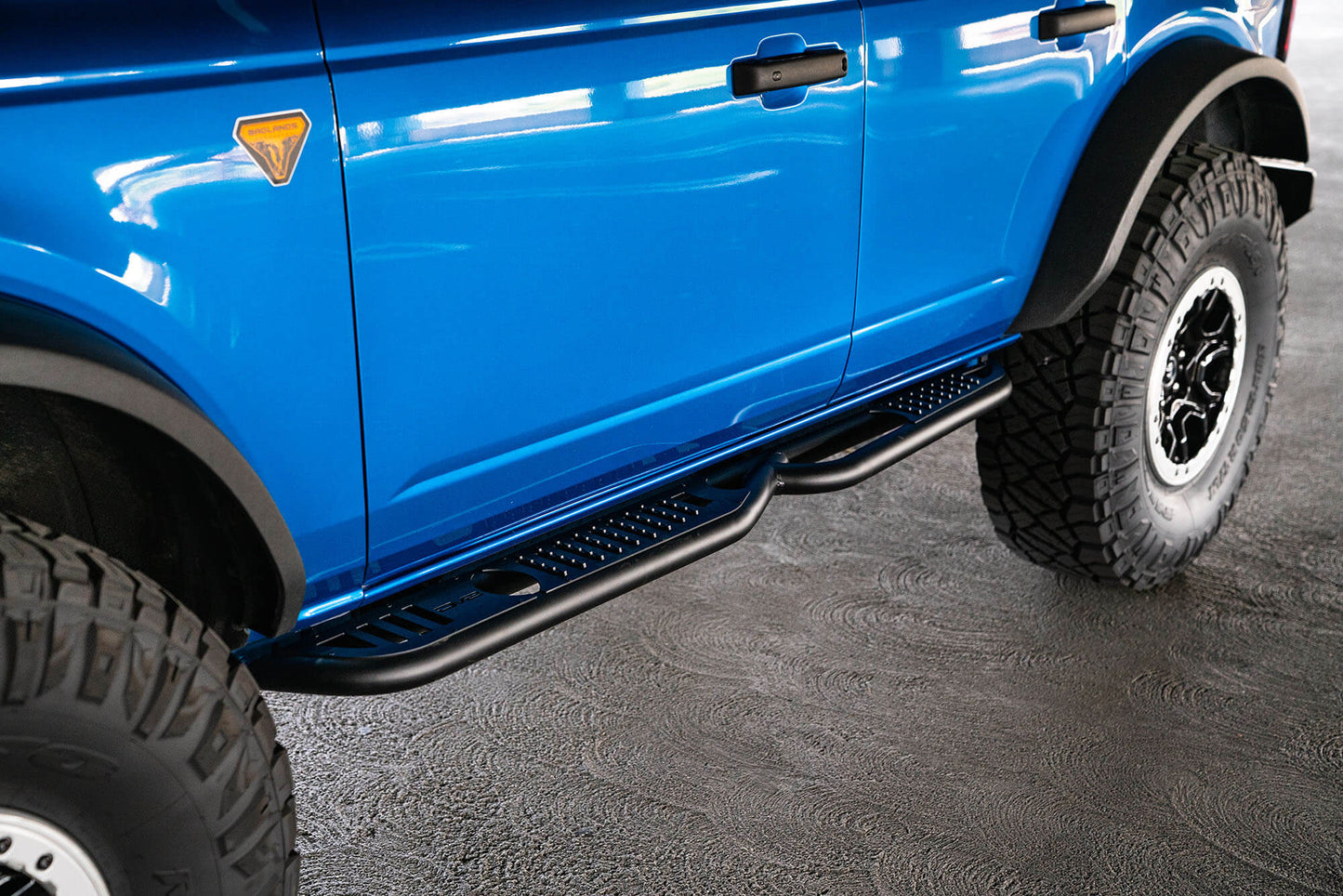 ford-bronco-side-steps.jpg