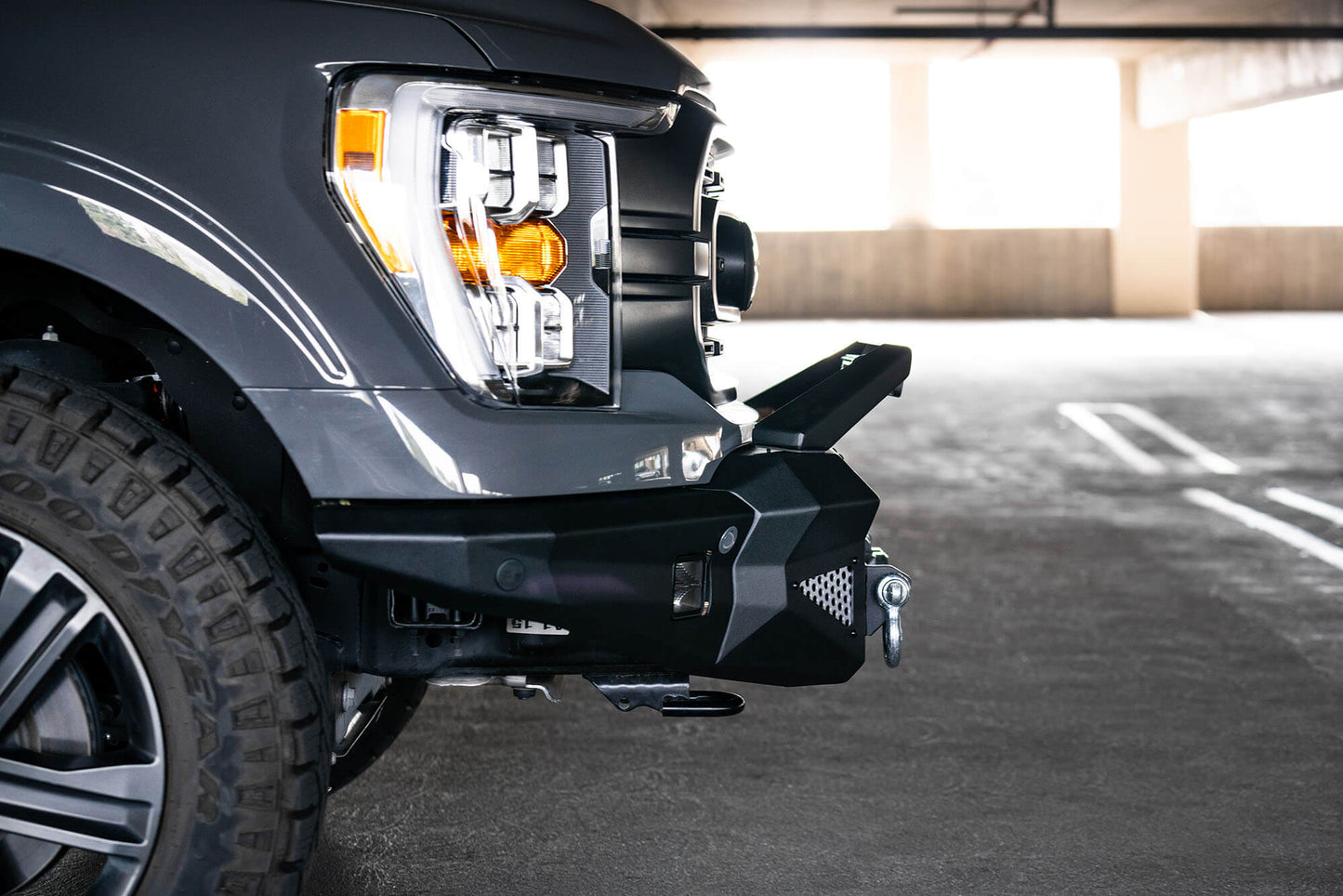 ford-f150-overlanding-front-bumper_a91bd79e-7882-417b-9d99-5dde17f8d77f.jpg