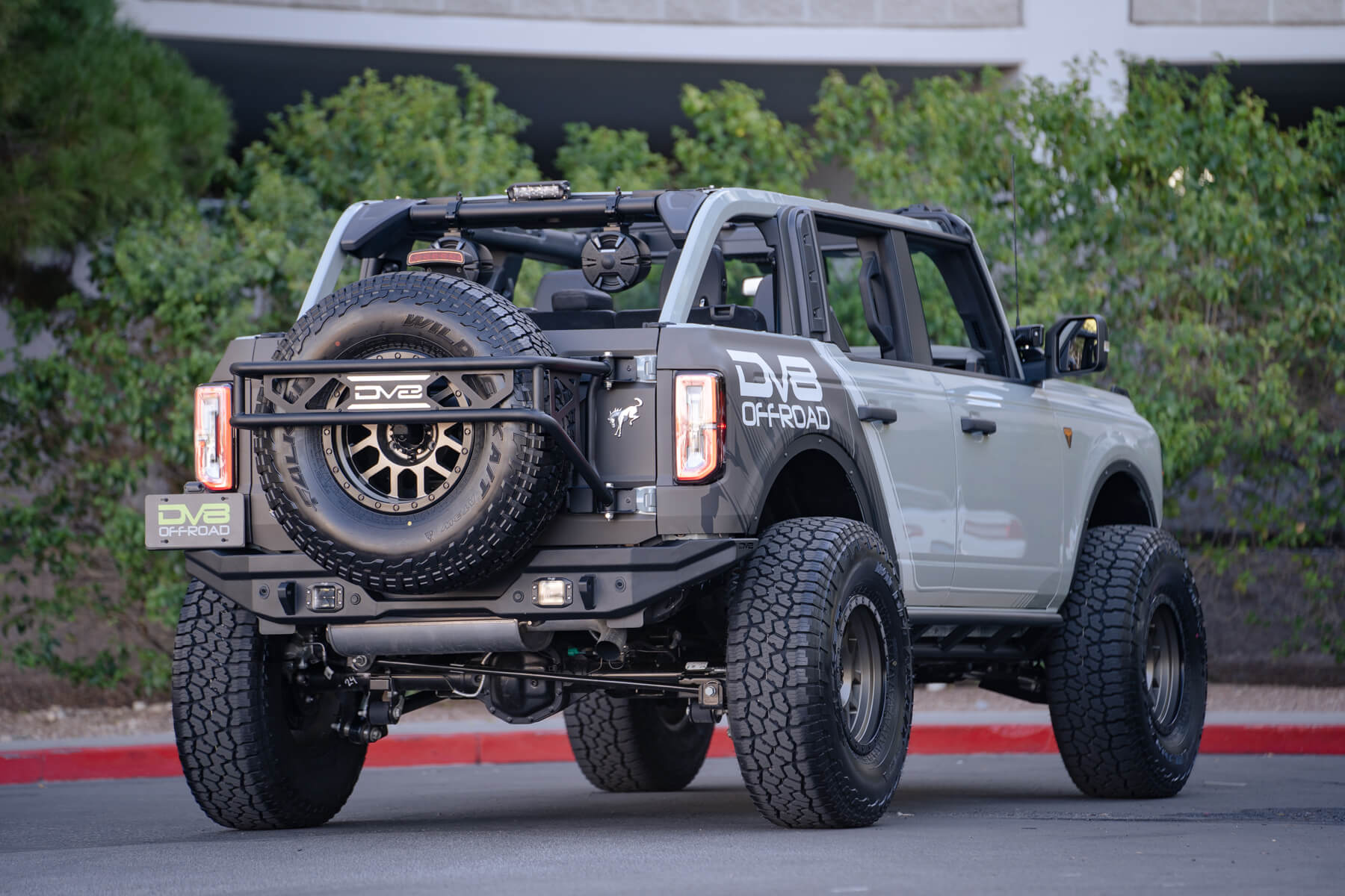 fs-15-series-ford-bronco-rock-sliders.jpg
