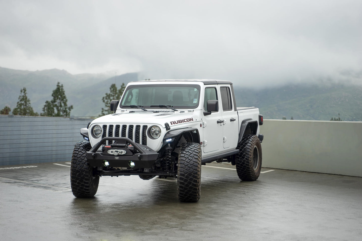 gladiator-jt-fender-flares_cd2efb40-23be-4d53-b691-5d223fa4df7b.jpg