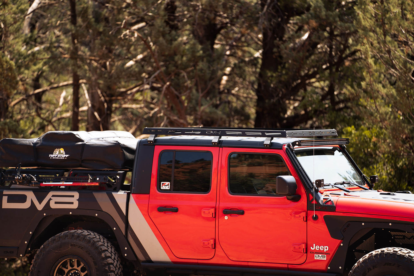 gladiator-jt-roof-rack_e354eba3-d0a3-4d4d-bb39-37c272f59c50.jpg