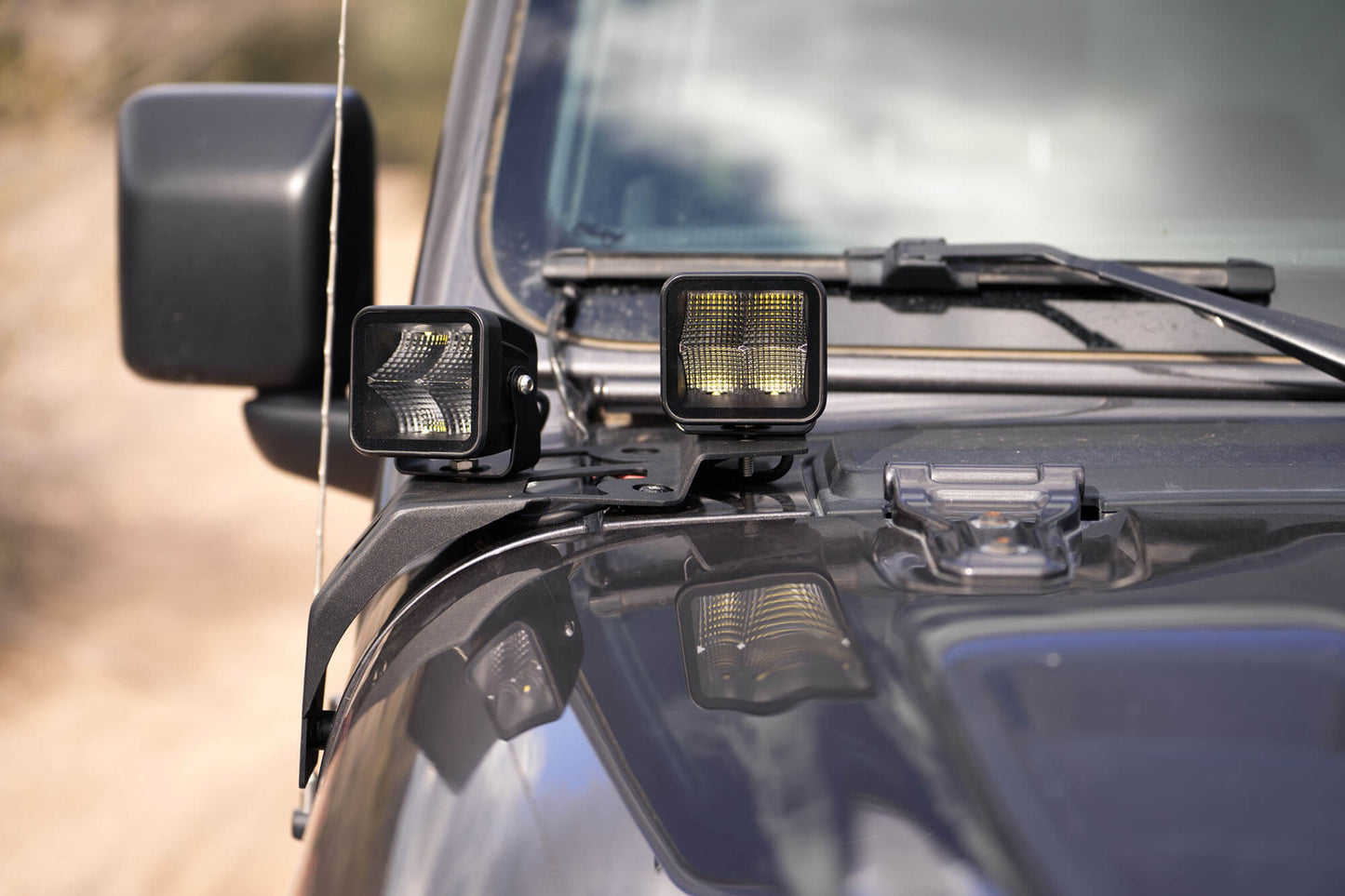 gladiator-wrangler-pod-light-mount.jpg