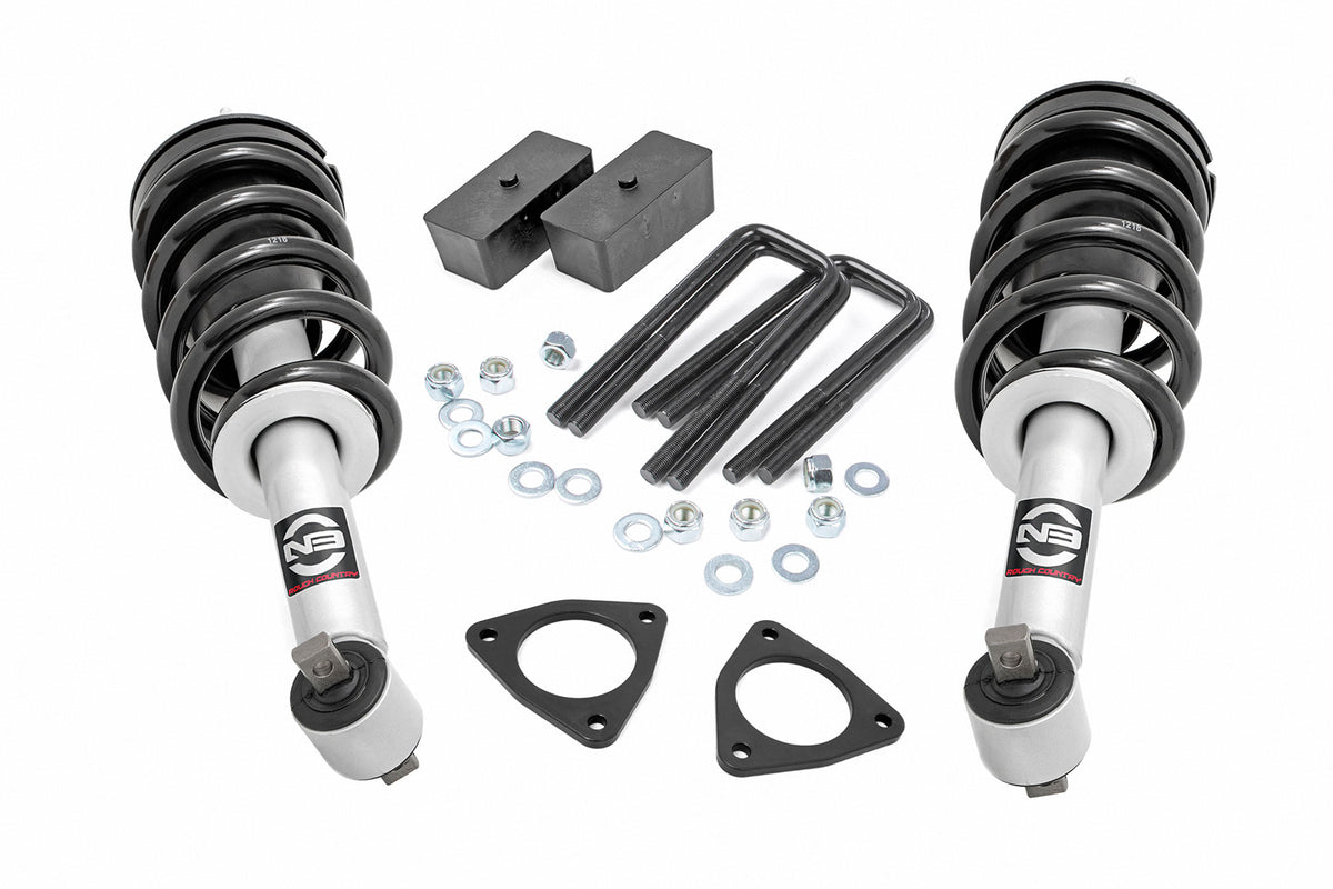 Rough Country 2.5 Inch Leveling Kit | Chevy/GMC 1500 (07-18) - Lifted Struts