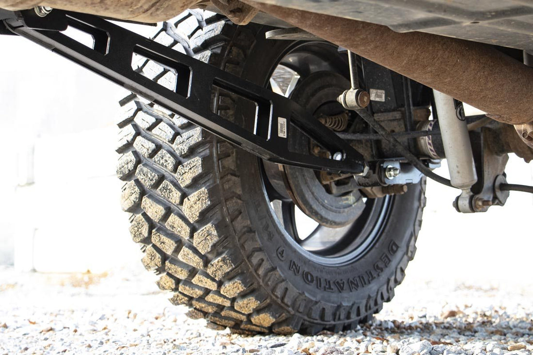 Rough Country Traction Bar Kit | Ford F-250 Super Duty 4WD (2008-2016)