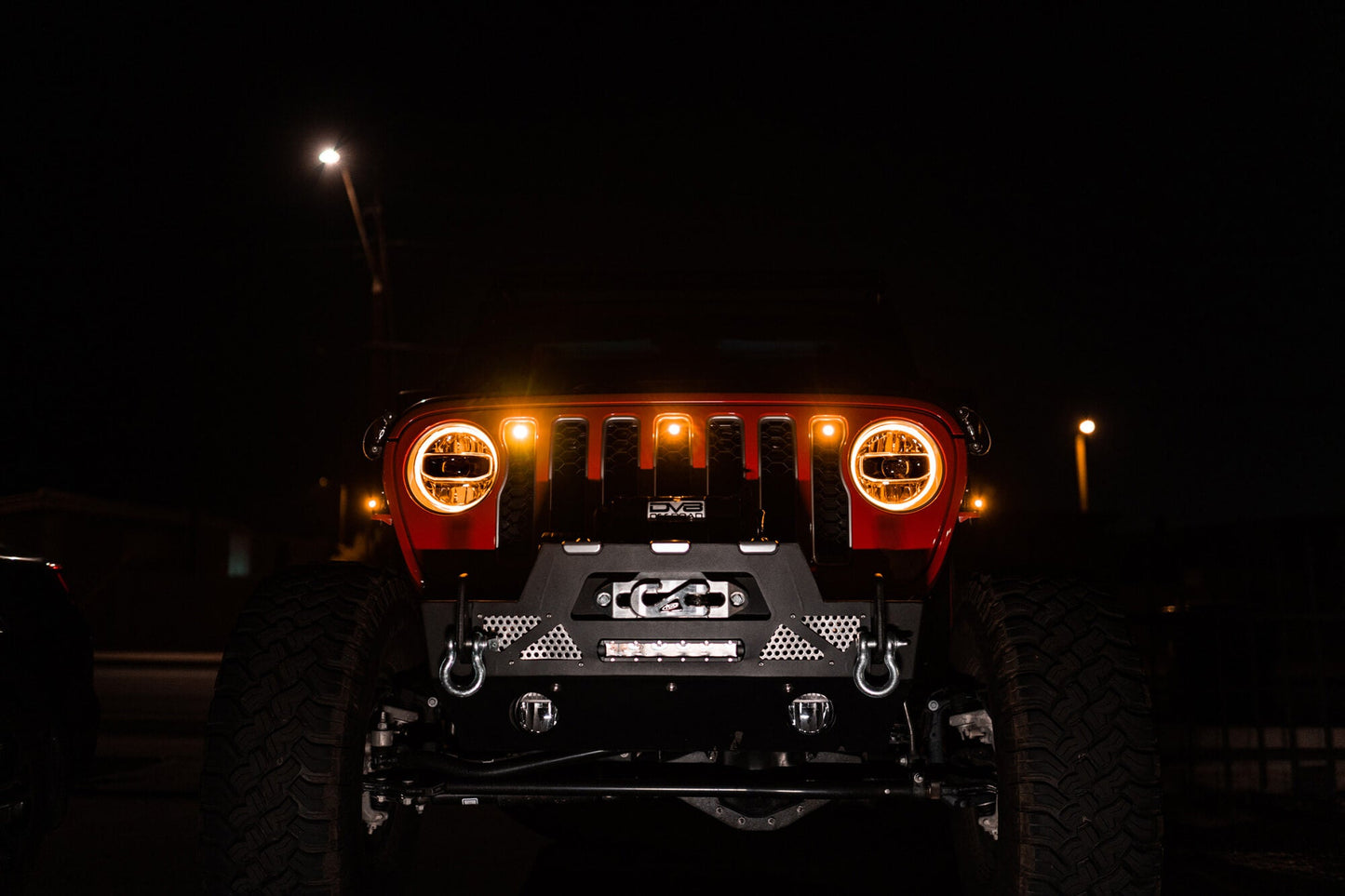 jeep-jl-amber-grille-lights.jpg