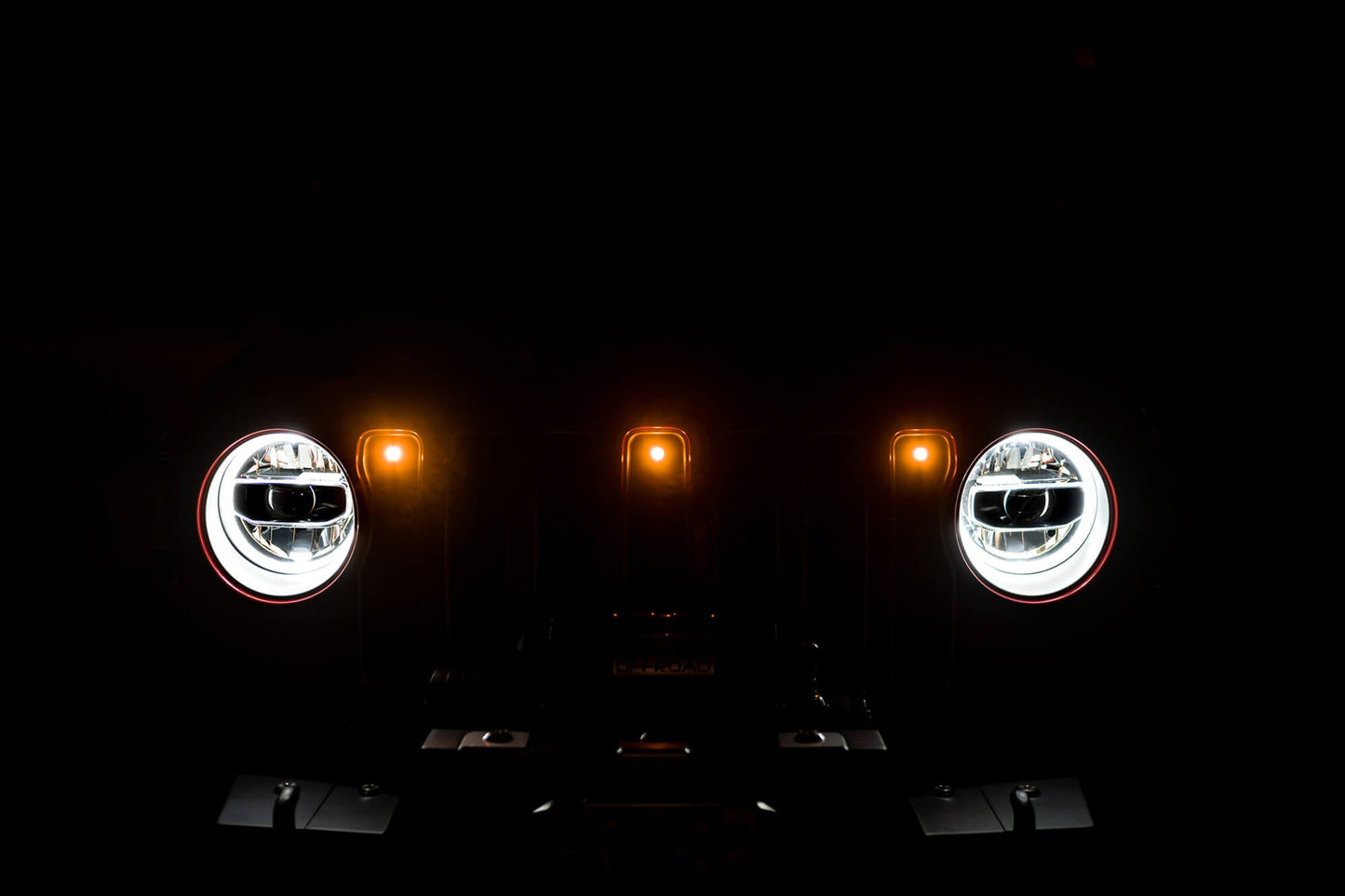 jeep-jl-amber-grille-marker-lights.jpg