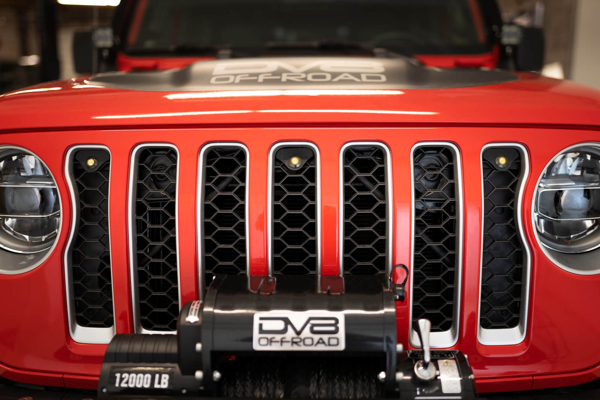 jeep-jl-grille-marker-lights.jpg