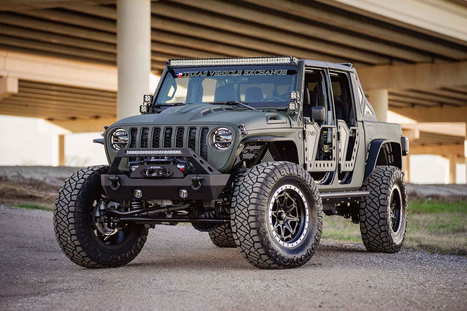 jeep-jt-jl-heat-dispersion-hood.jpg