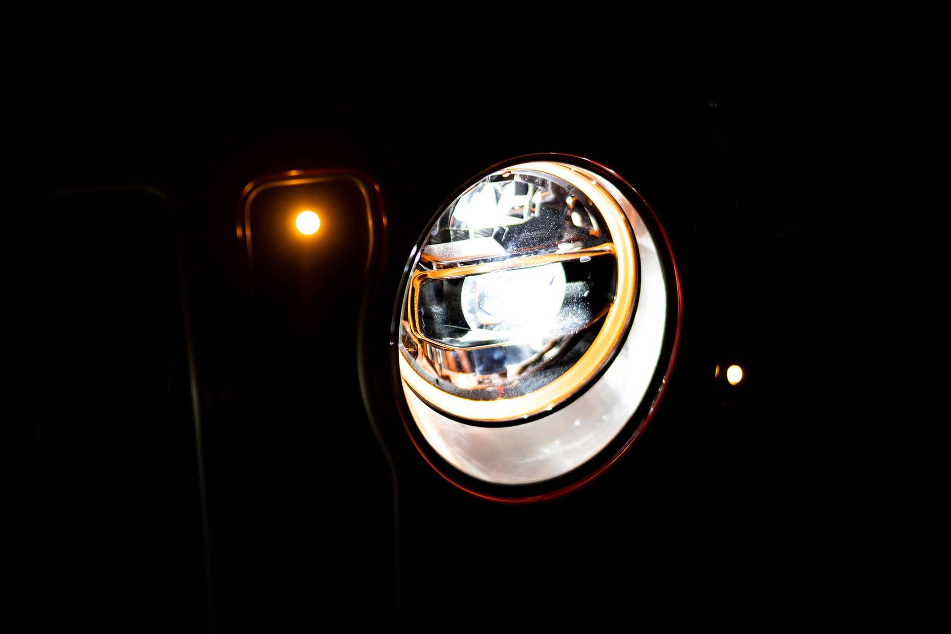 jeep-led-headlights.jpg