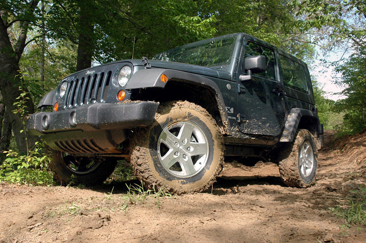 Rough Country 1.75 Inch Lift Kit | Jeep Wrangler JK (2007-2018)
