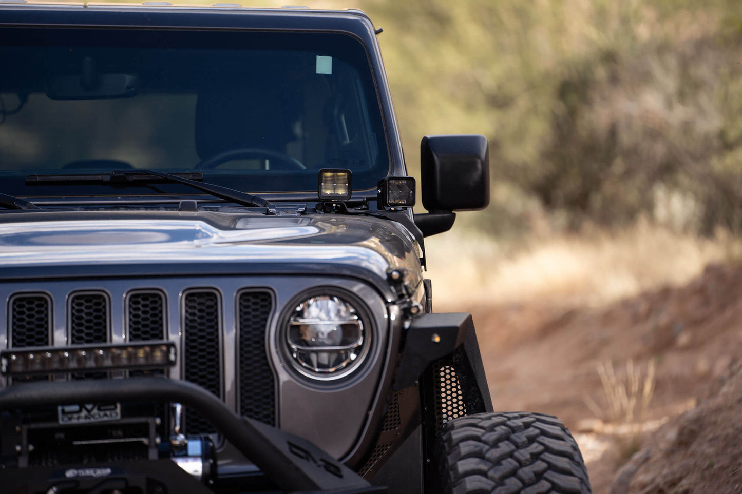 jeep-light-mount-a-pillar.jpg