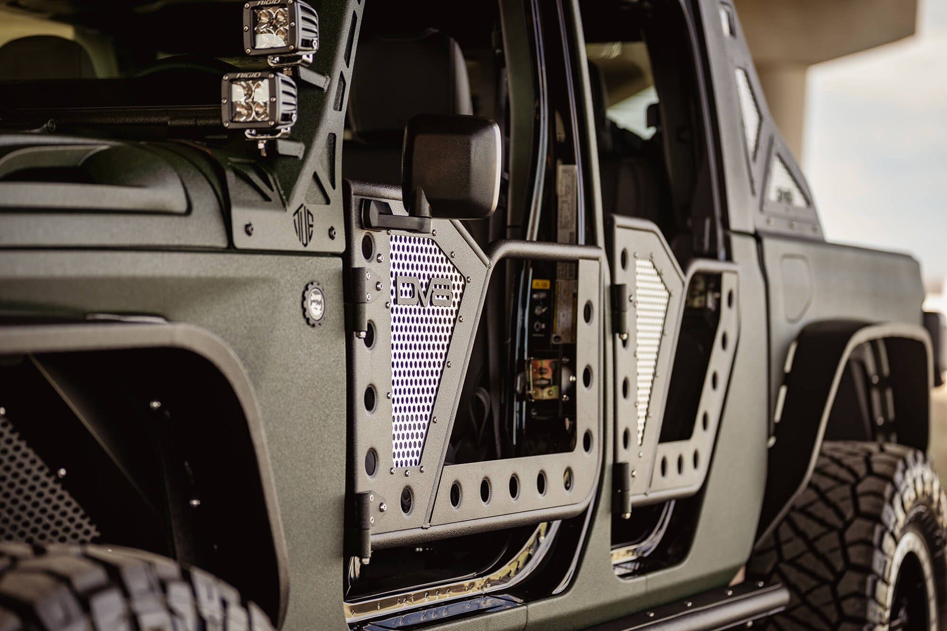 jeep-rock-doors.jpg