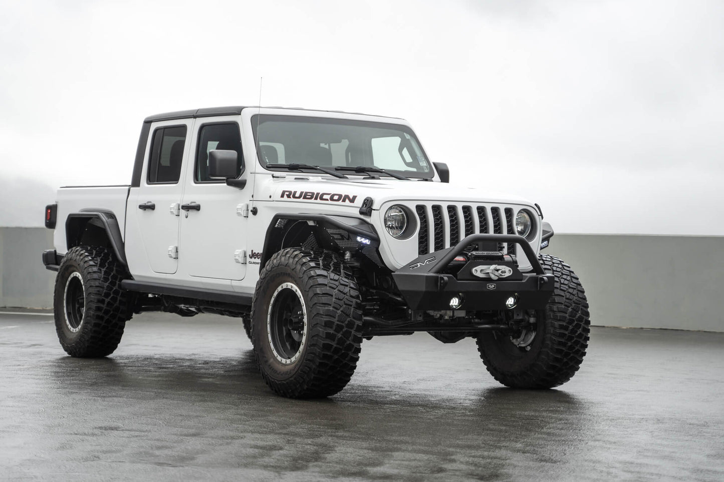 jeep-spec-series-fender-flares_1d2573d3-23b1-4e42-9826-85927132f9e3.jpg