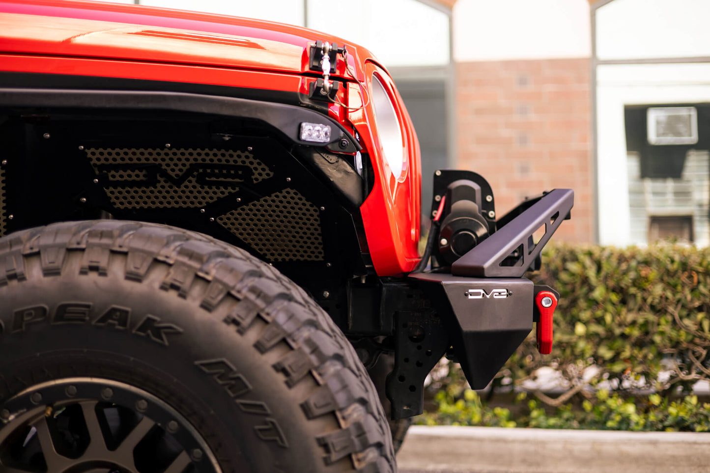 jeep-winch-bumper_efc75577-5f1c-4cd0-b1d1-83f99507d4d3.jpg