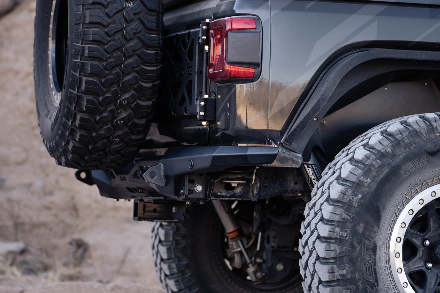 jeep-wrangler-rear-bumper.jpg