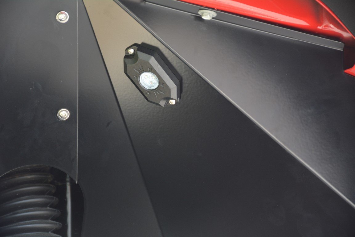 jk-front-inner-fenders-with-rock-lights-black-dv8-offroad-infend-15.jpg