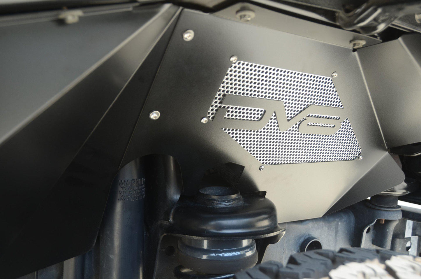 jk-front-inner-fenders-with-rock-lights-black-dv8-offroad-infend-7.jpg