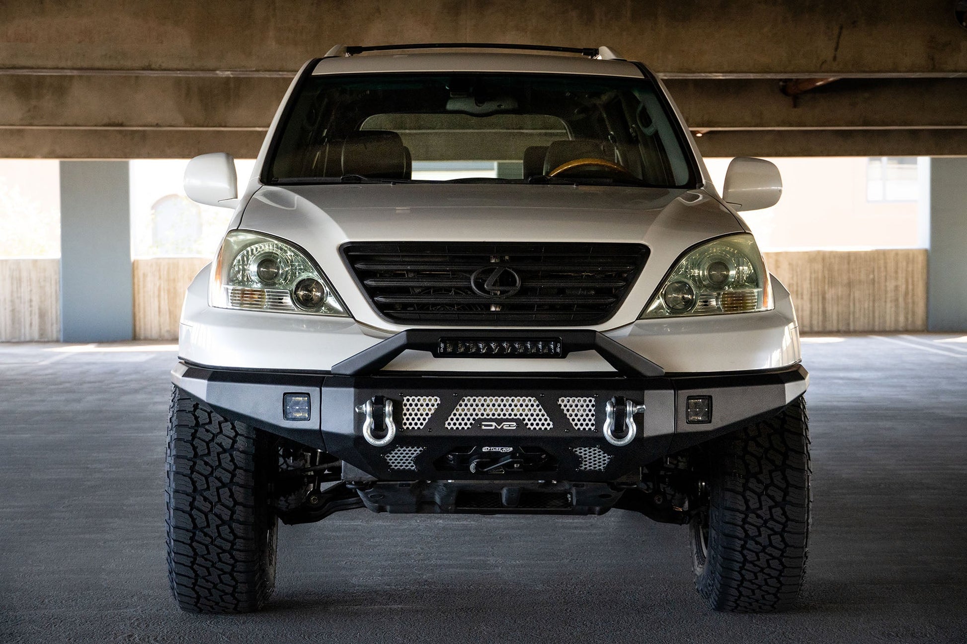lexus-gx-470-overland-front-bumper_34c03ca3-2272-4c69-a10d-579df42b436c.jpg