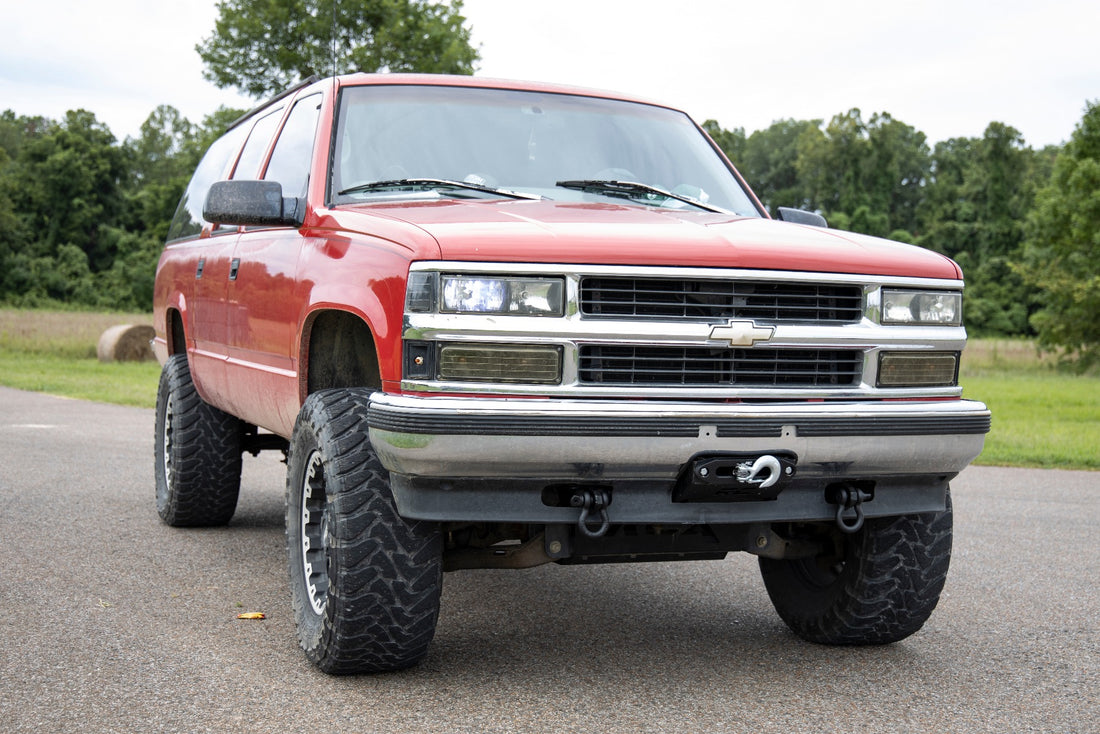 Rough Country GM Tow Hook to Shackle Conversion Kit (88-98 C1500 | K1500)