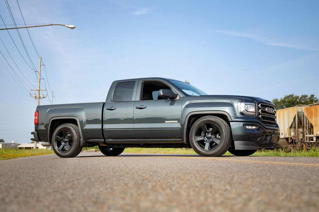 Rough Country 2 Inch Lowering Kit | 4 Inch Rear Lowering | Alum/Stamped Knuckle | Chevy/GMC 1500 (14-18)