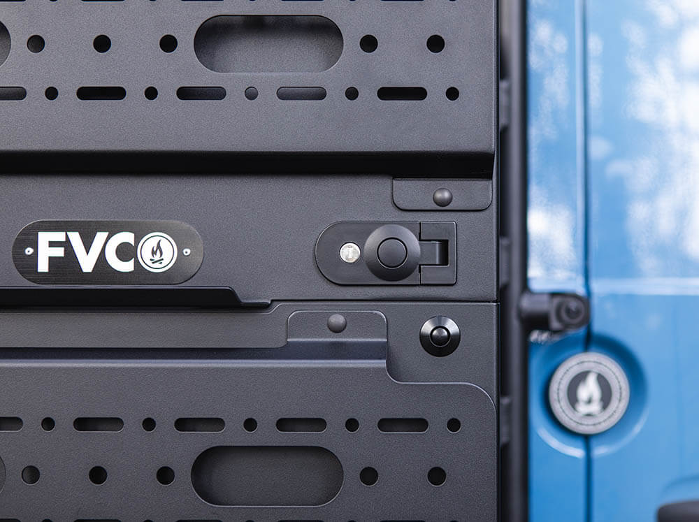 rear-storage-box-buttons.jpg