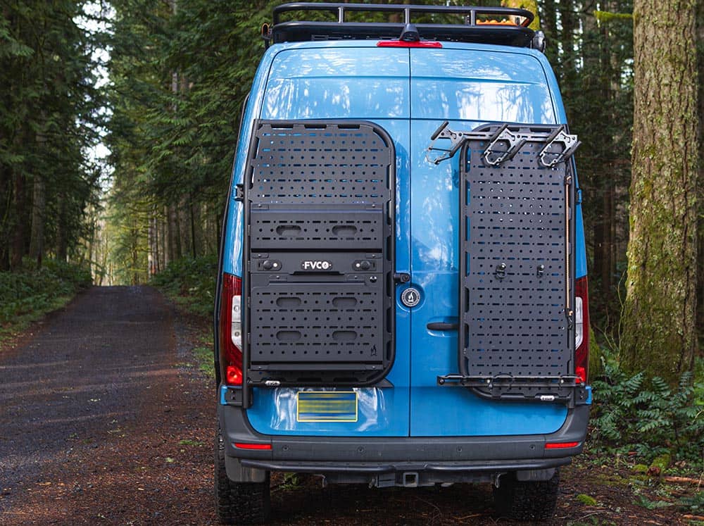 rear-storage-box-on-sprinter70.jpg